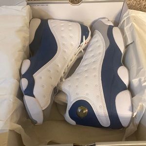 Air Jordan 13 retro, white/fire red-French blue. Size 10 in men brand new.